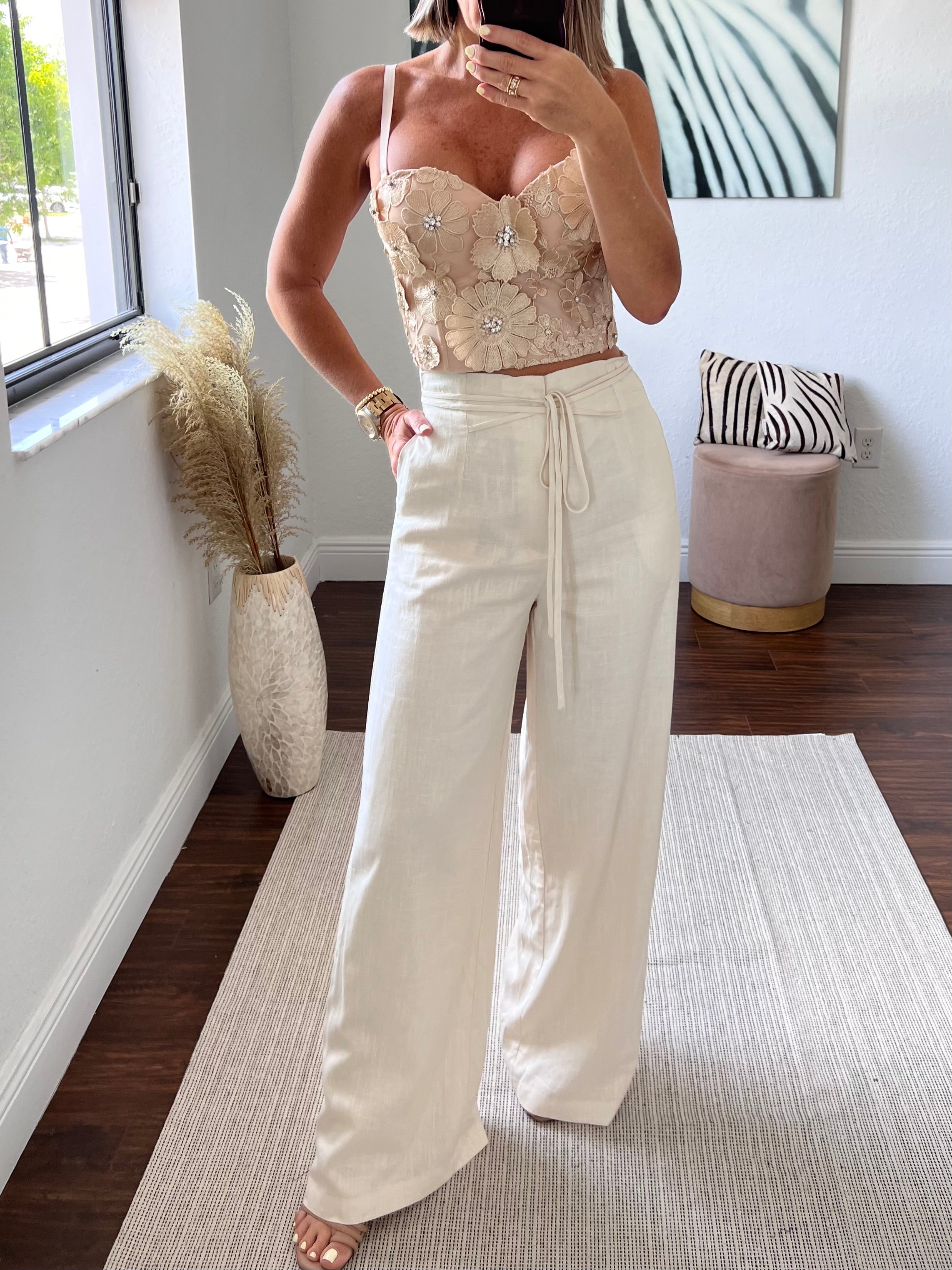 Nude floral    corse top