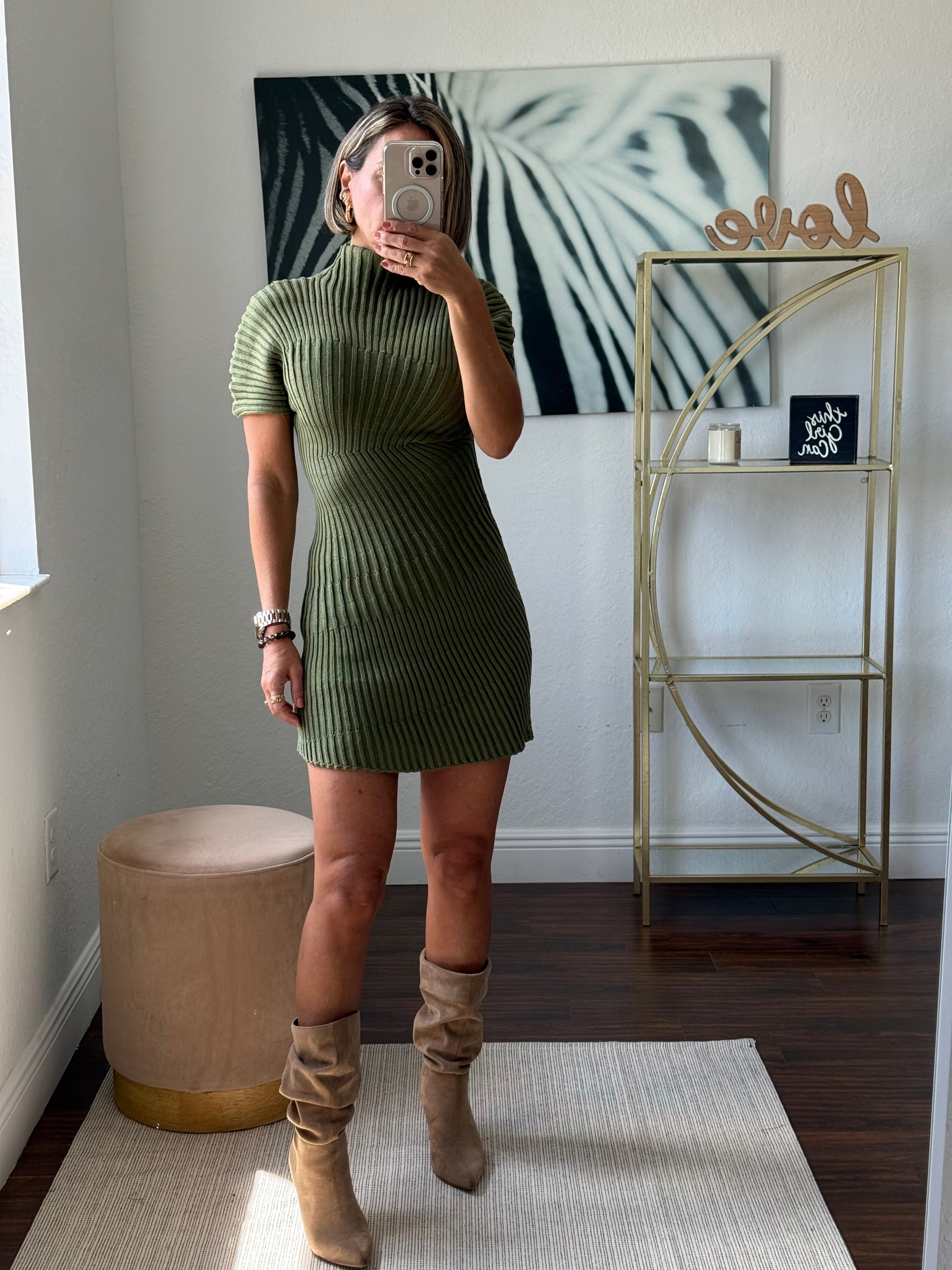 Seasonal Short Knit Dress