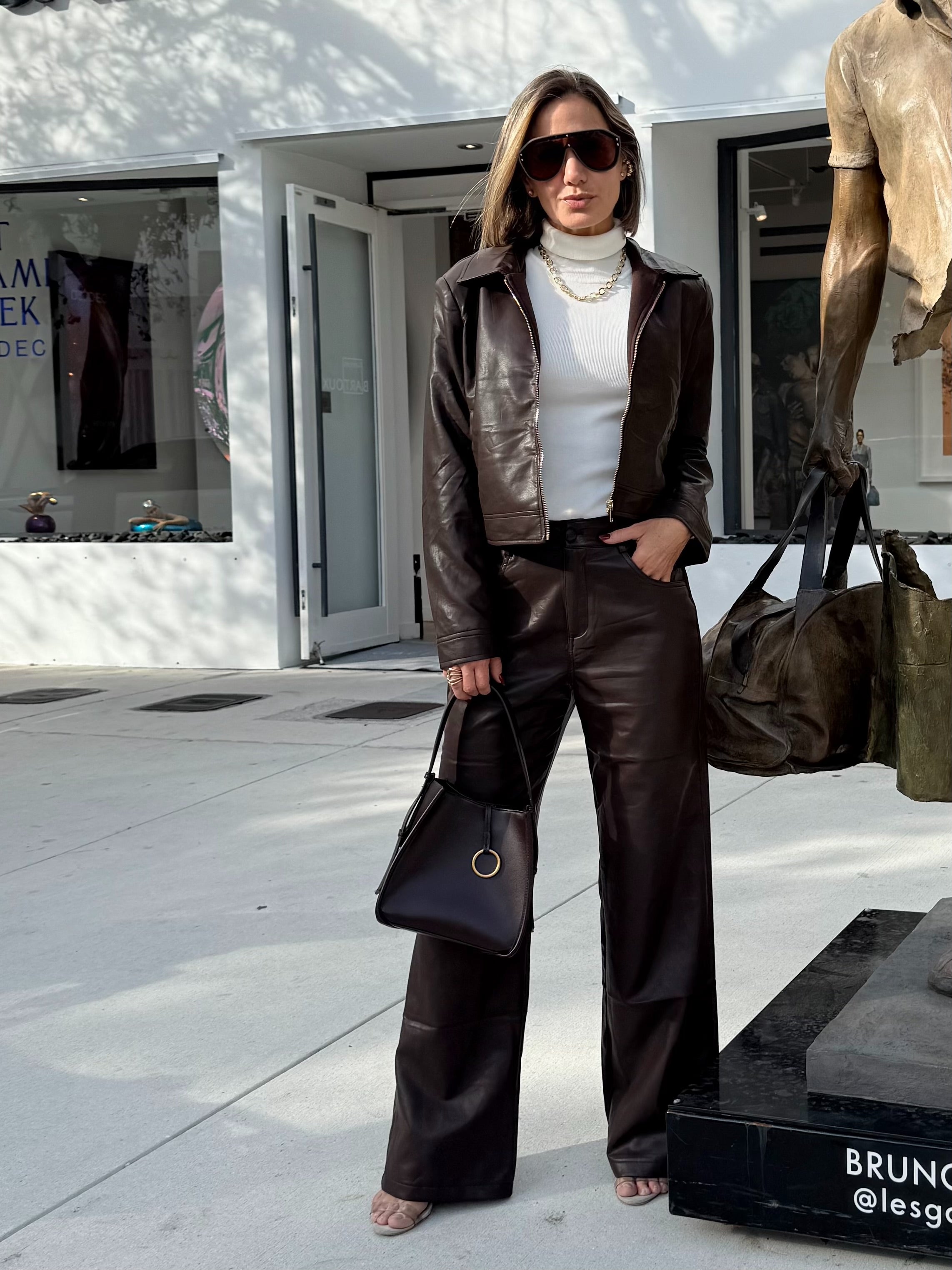 Leather Set Winter Statement