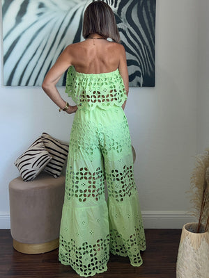 Lace rufle details tube top and tiered pants set