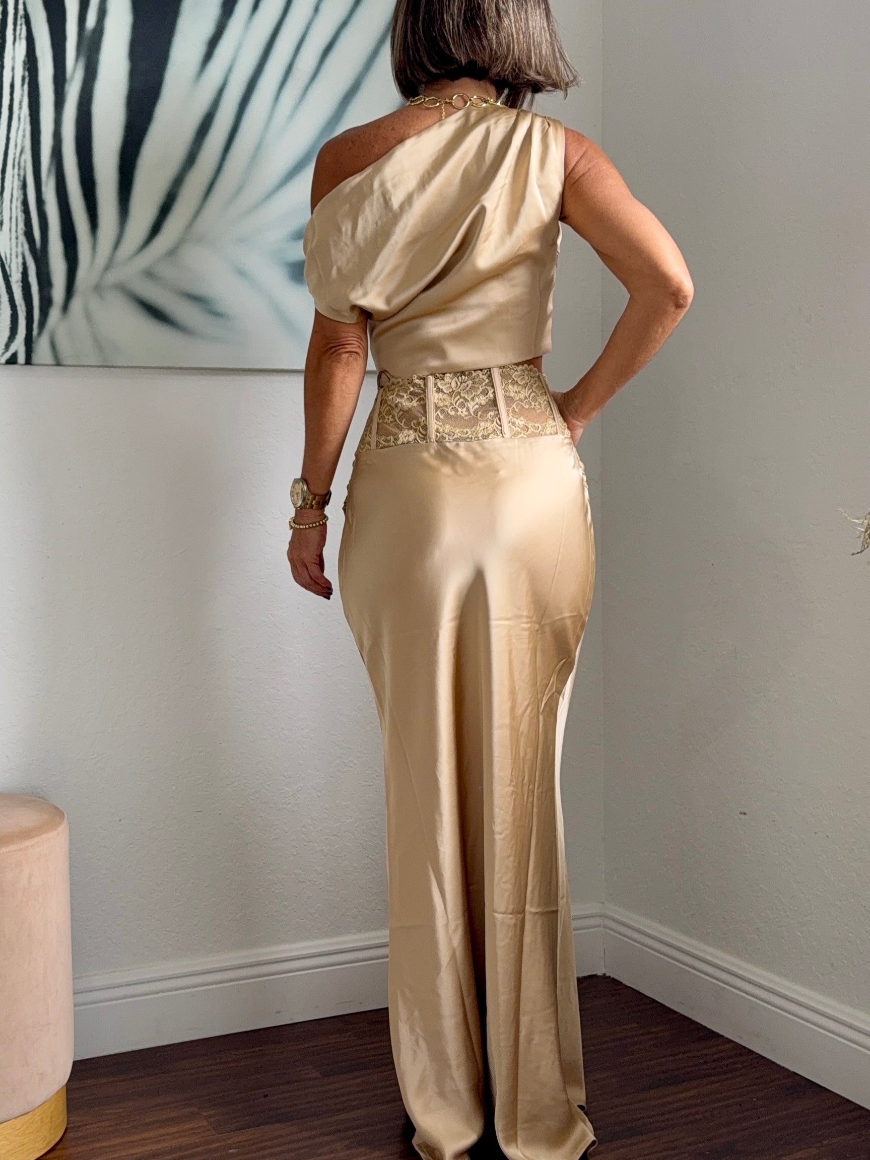 ✨ Golden Silk Elegance Set ✨