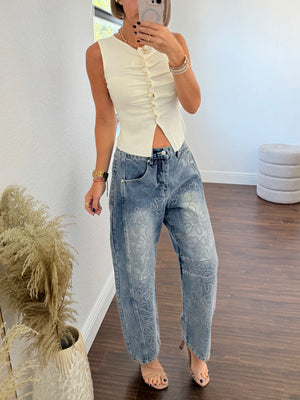 Blue Barrel Jeans Style