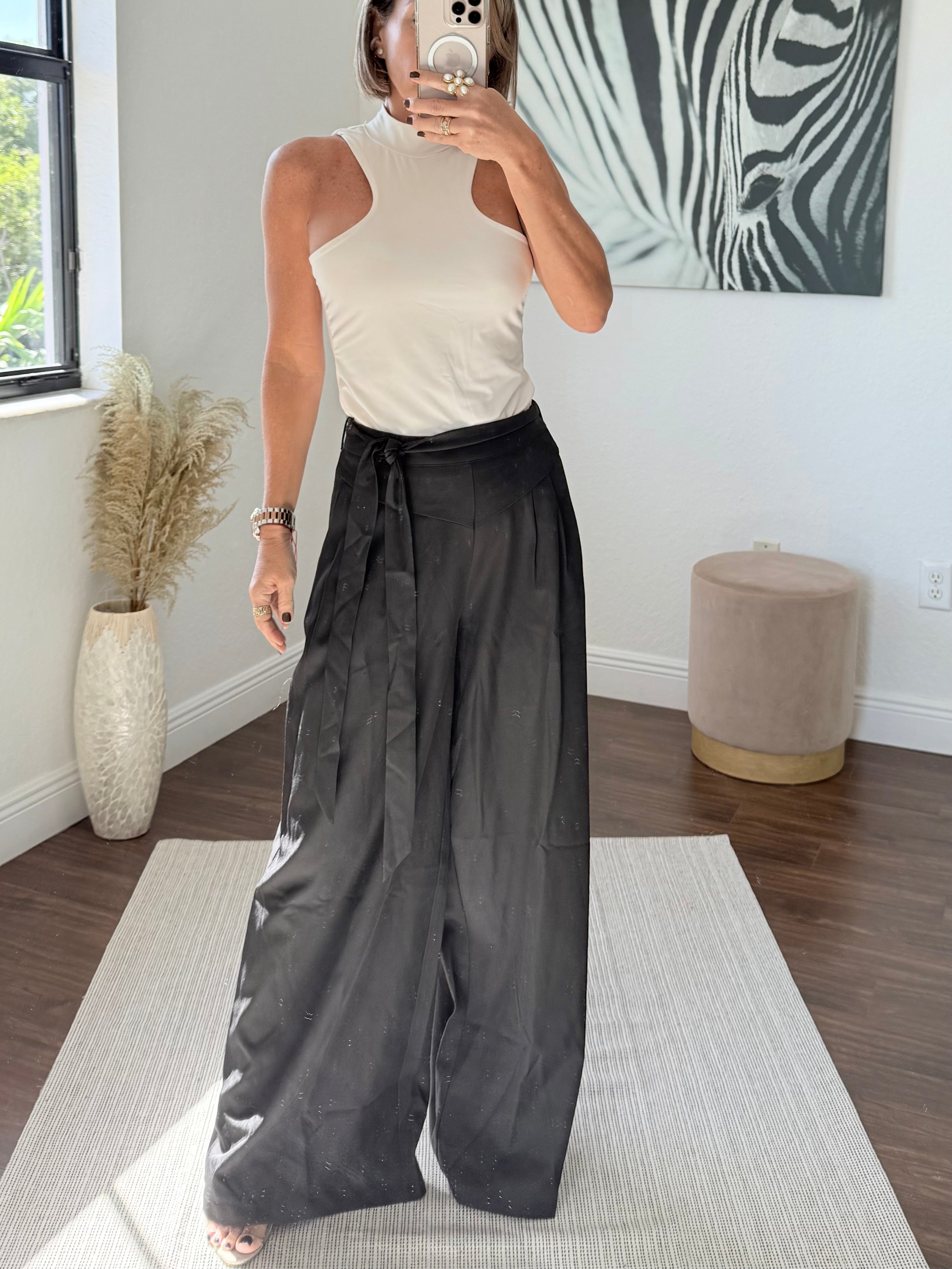 Black Grace Palazzo pants ✨
