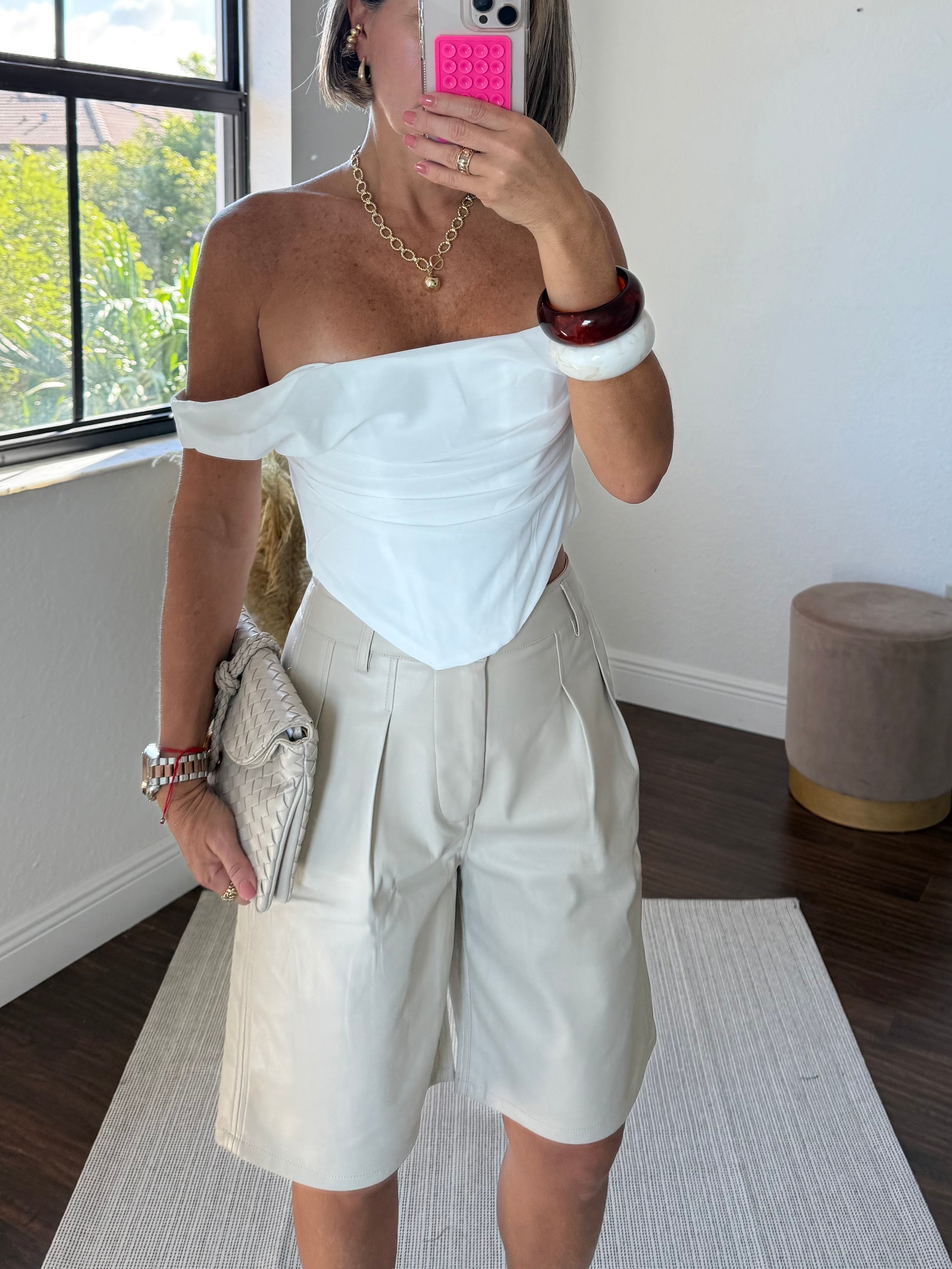 Wide Fit Faux Leather Bermuda – Modern & Versatile