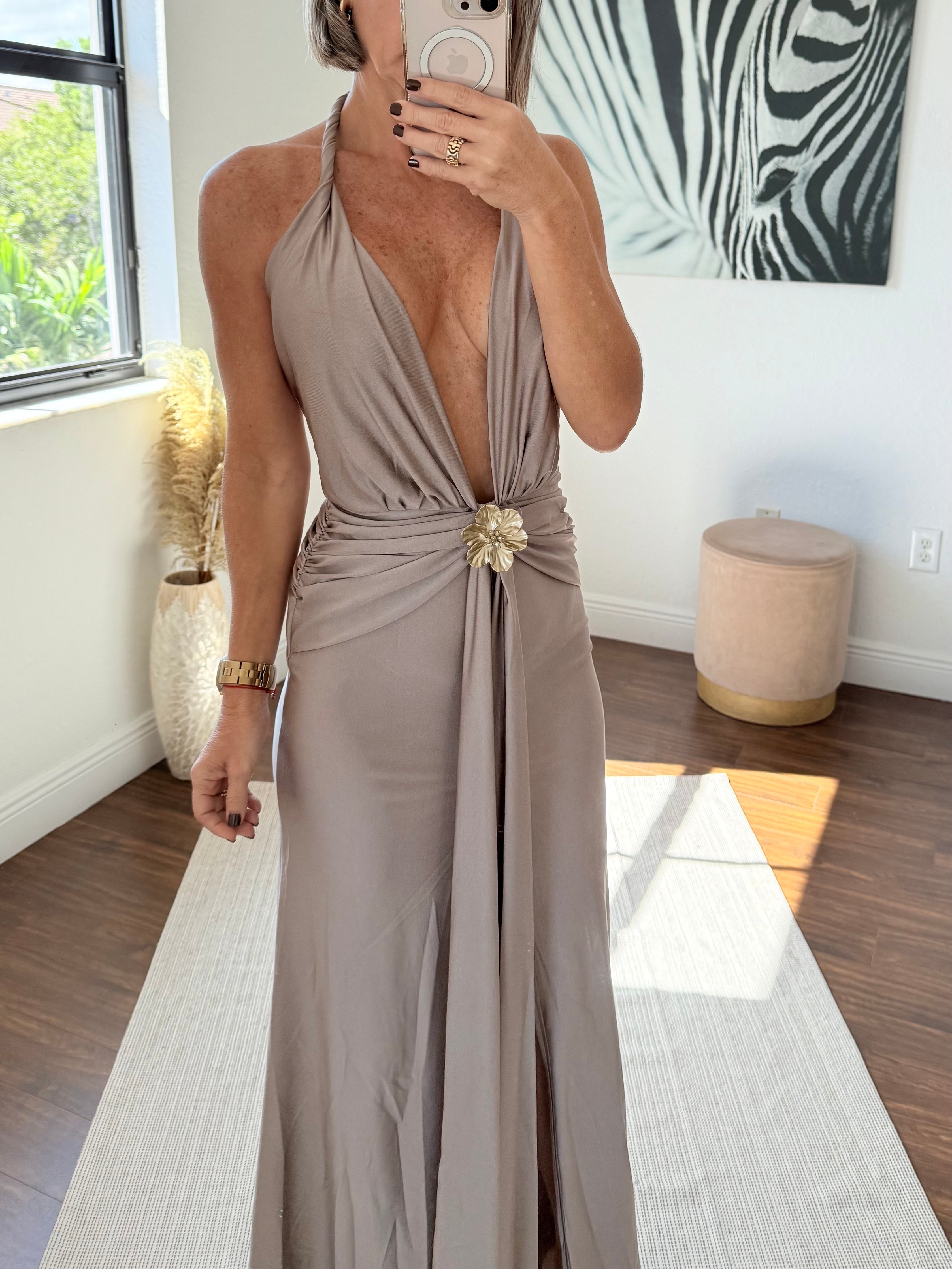 Champagne Long Dress with Golden Flower – Party Glam ✨
