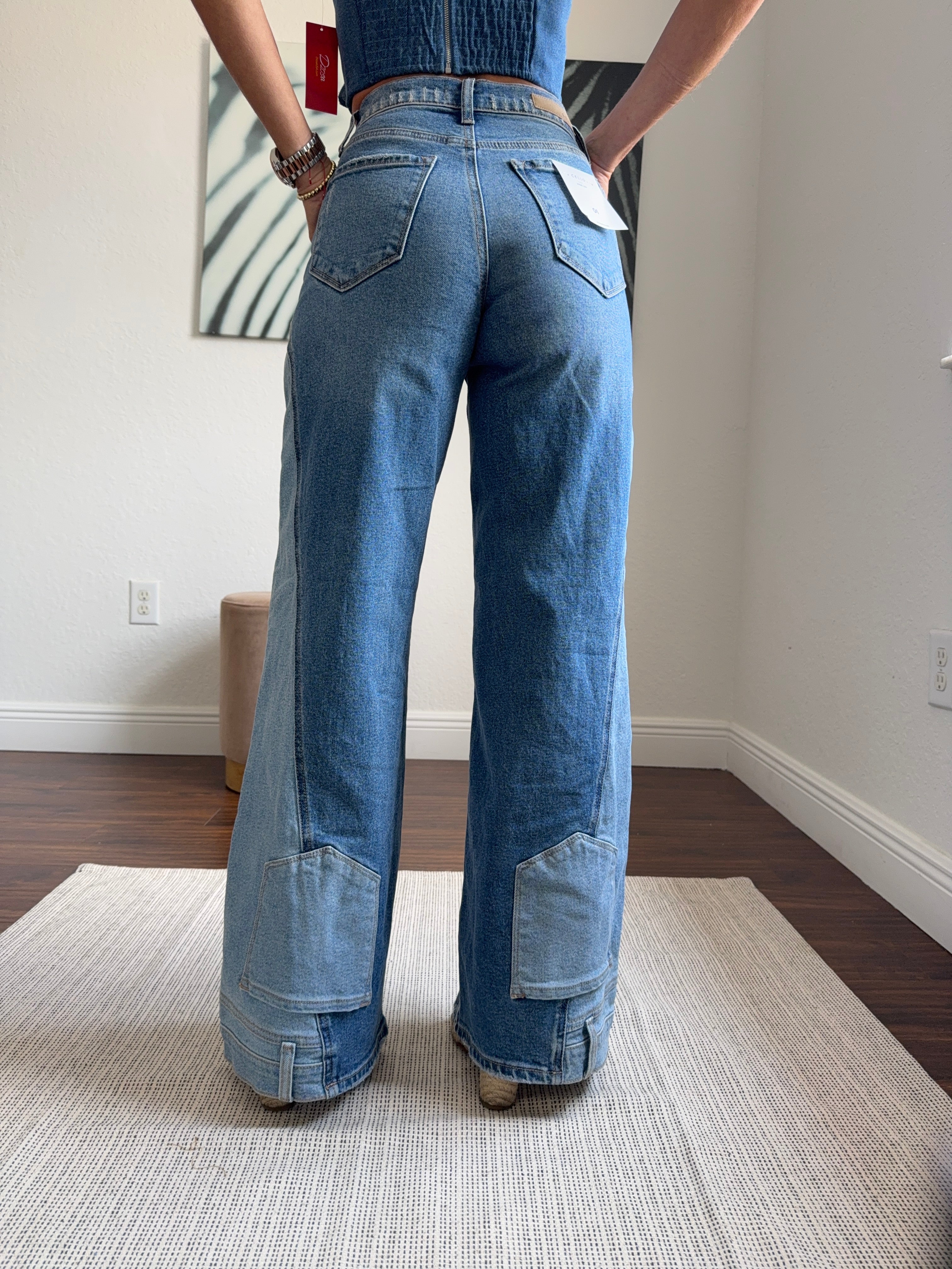 Wide leg  Sculpt Flare – Two-Tone Stretch Denim with Boot Pocket Detail”