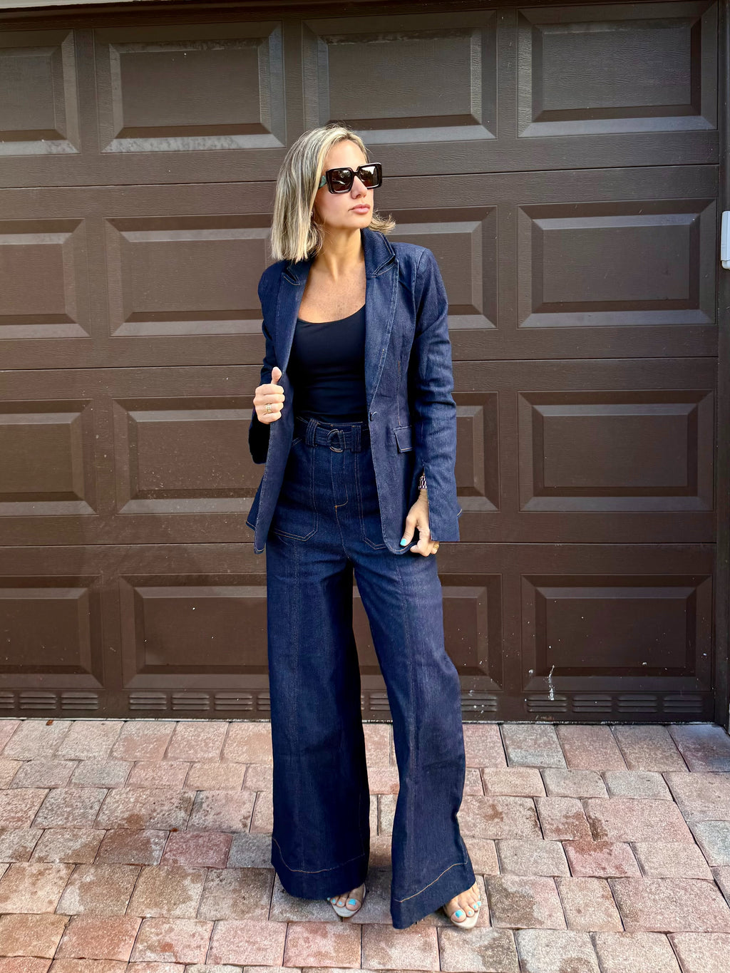 Classic Denim Set – High-Waist Pants & Blazer