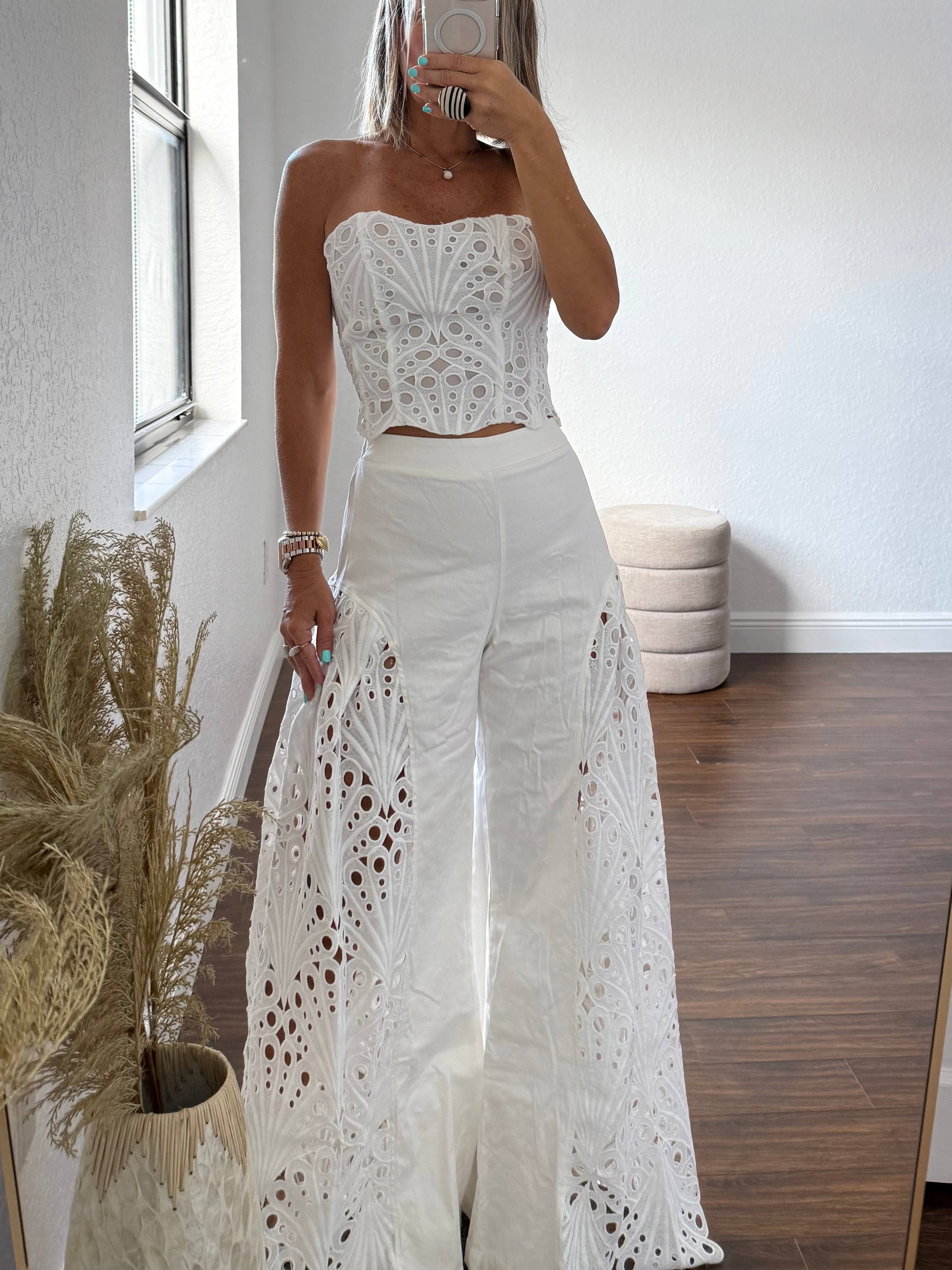 White Lace Wide-Leg Set – Fresh & Effortless Chic