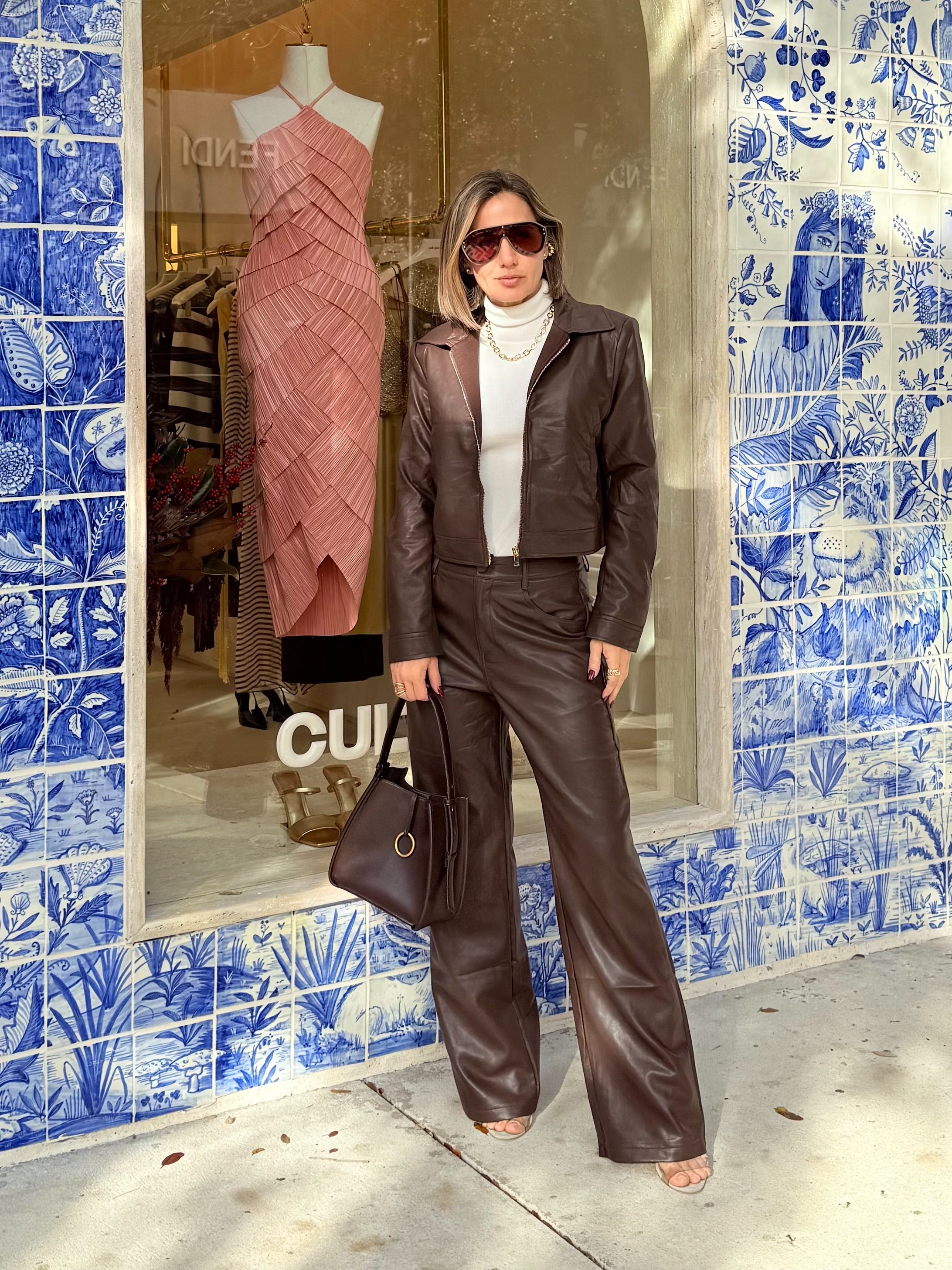 Leather Set Winter Statement