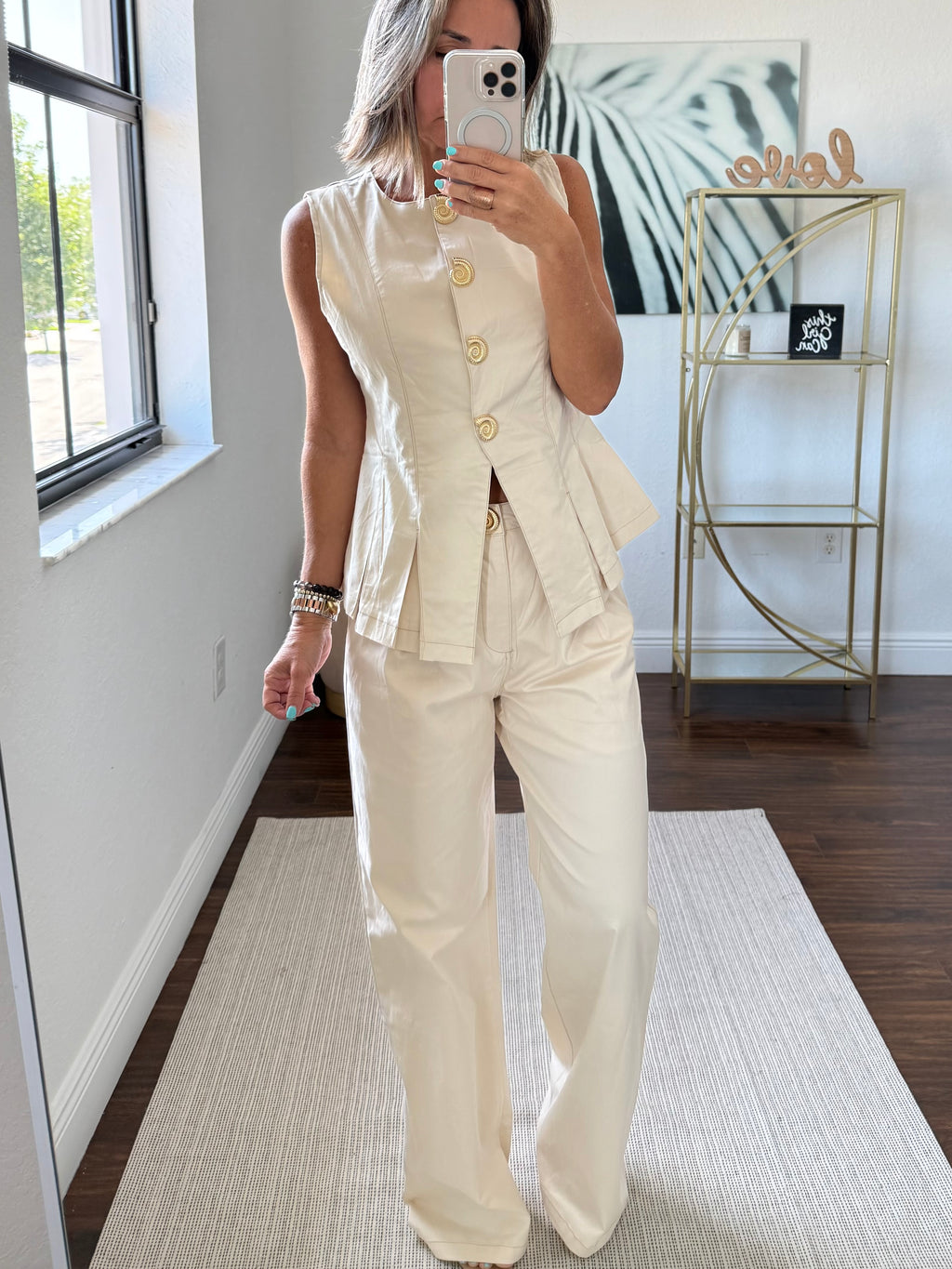 Chic & Casual: Vest + Pants Set