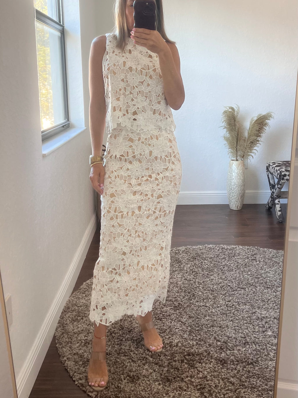 White  embroidery rose  set