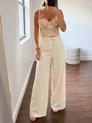 Nude floral    corse top