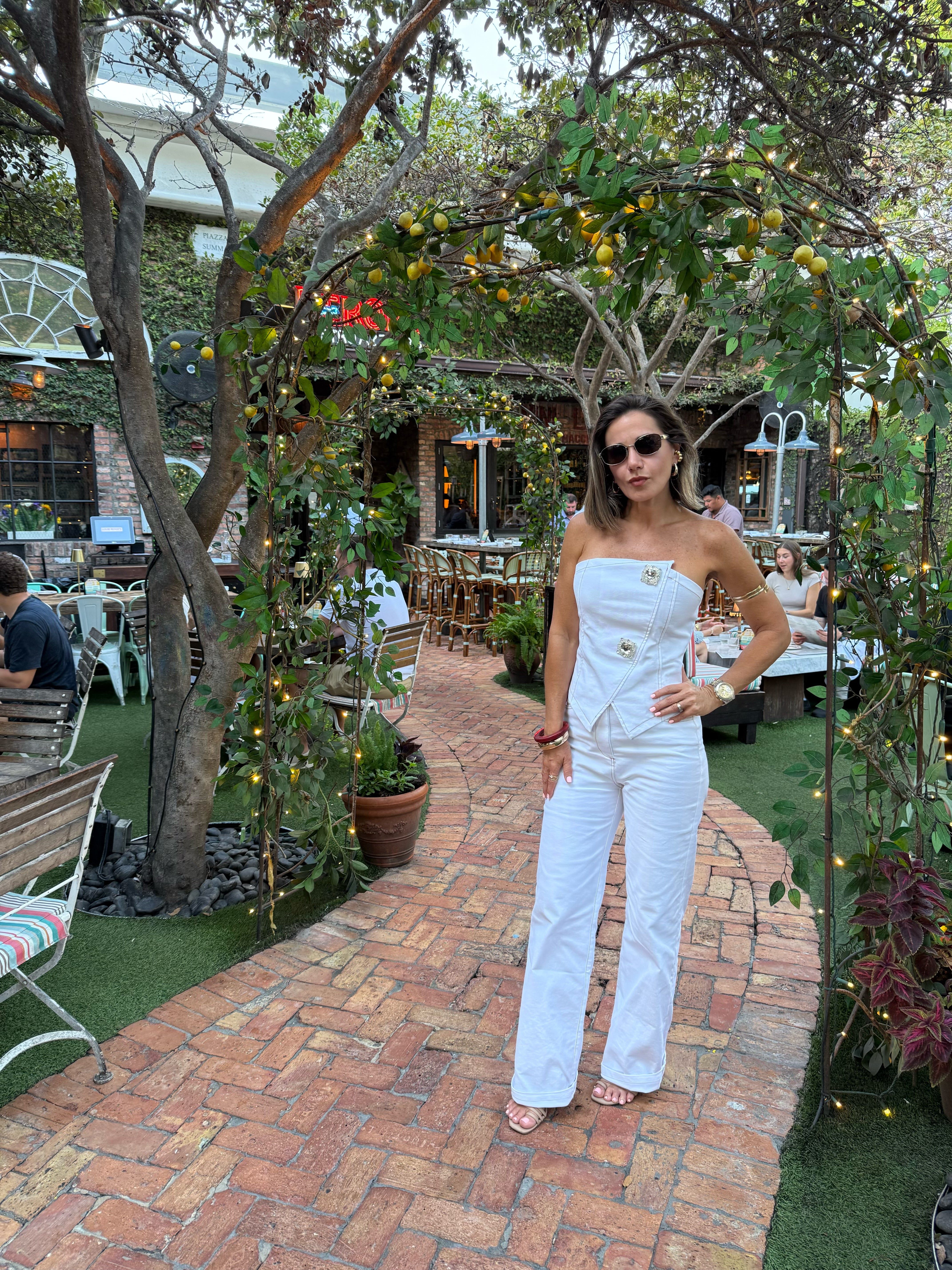 White   Taylor  set with strapless vest