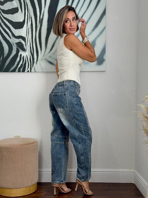 Blue Barrel Jeans Style