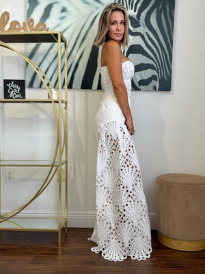 White Lace Wide-Leg Set – Fresh & Effortless Chic