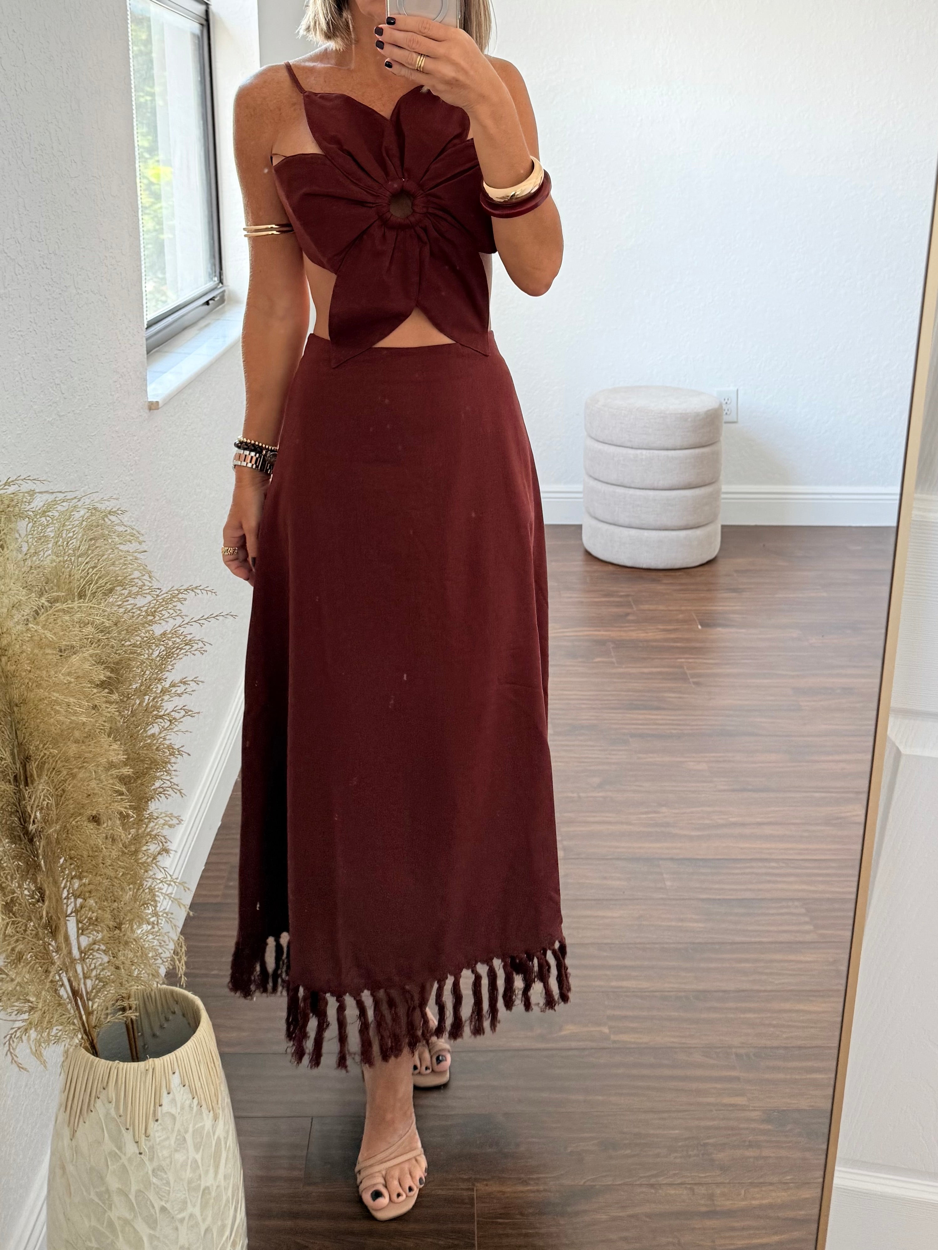 Mocha Linen Dress with Floral Detail – Modern Sophistication
