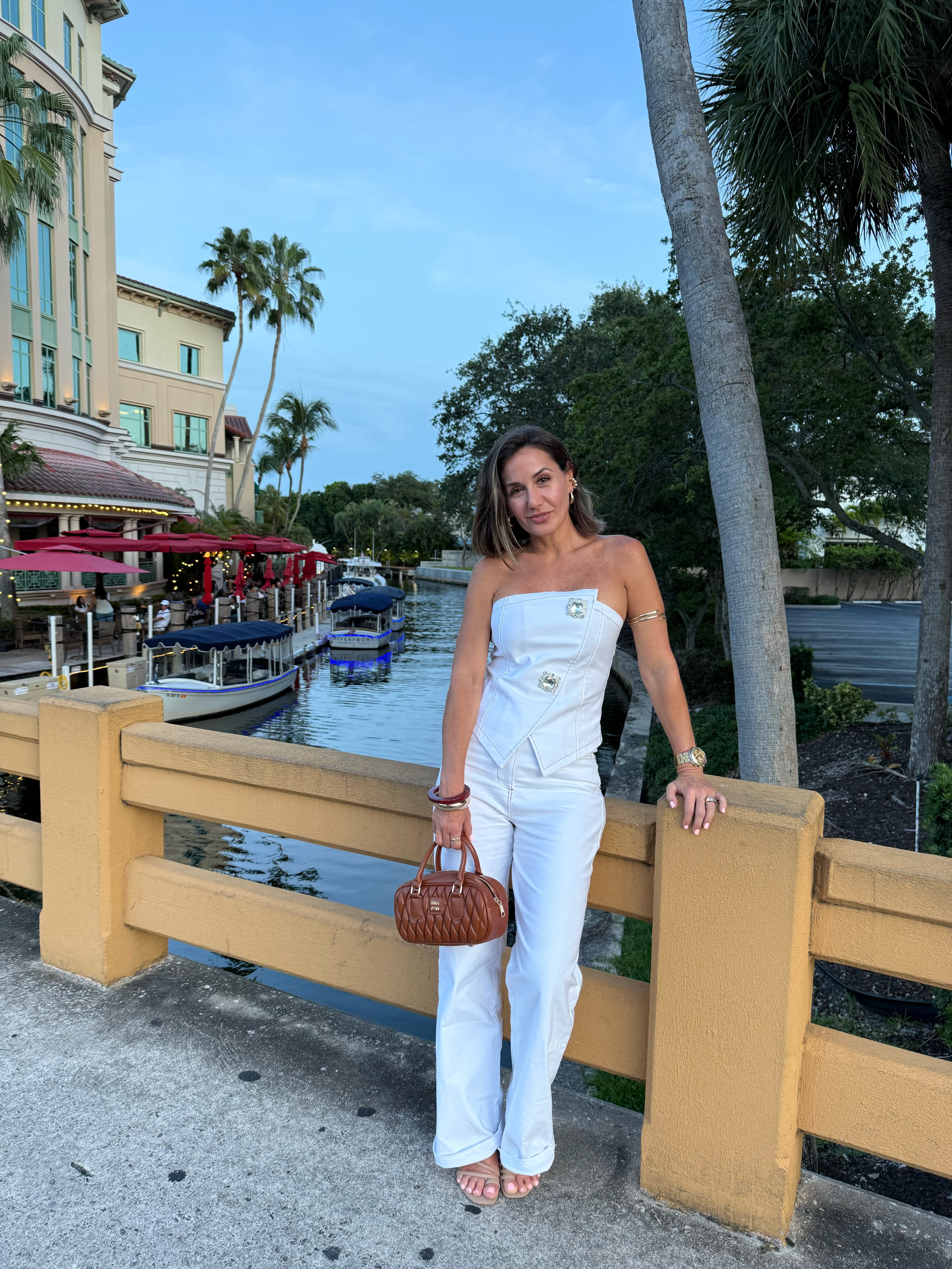 White   Taylor  set with strapless vest